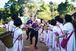 BIB: 
                            <button type="button" onclick="openModal(18989974)" class="btn btn-primary btn-sm float-right btn-popup" data-toggle="modal" data-target=".modal-high-quality">
                        <i class="fas fa-shopping-cart"></i> Add to Cart
                    </button>
                                            <button type="button" onclick="isThisMe(18989974, true)" class="btn btn-success btn-sm float-right btn-popup btn-isme hidden" data-toggle="tooltip" data-placement="bottom" title="นี่คือรูปของคุณใช่ไหม คลิกที่นี่เพื่อเอาเข้าอัลบั้ม">
                        <i class="fas fa-plus"></i> Add to album
                    </button>
                    <button type="button" onclick="isThisMe(18989974, false)" class="btn btn-warning btn-sm float-right btn-popup btn-isnotme hidden">
                        <i class="fas fa-ban"></i> Remove from album
                    </button>